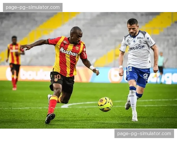 朗斯22轮42球创半世纪纪录，进攻复兴挑战法甲传统格局