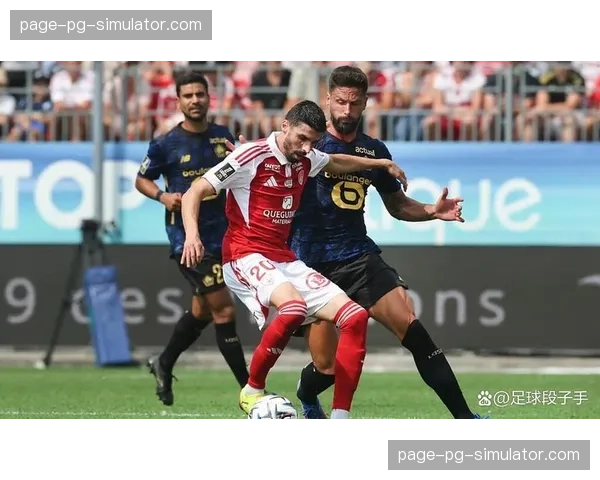 即时：南特队获得点球，VAR长时间介入后维持原判